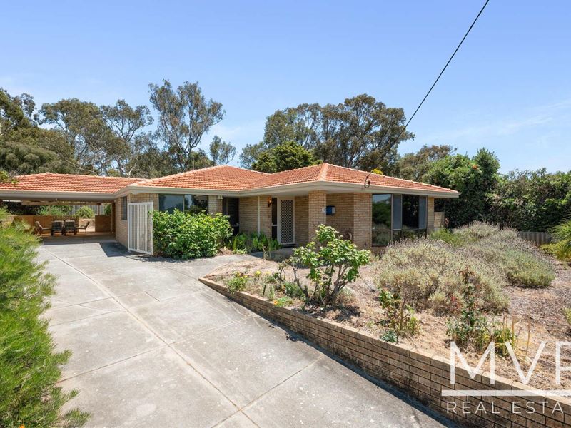 11 Yates Court, North Lake