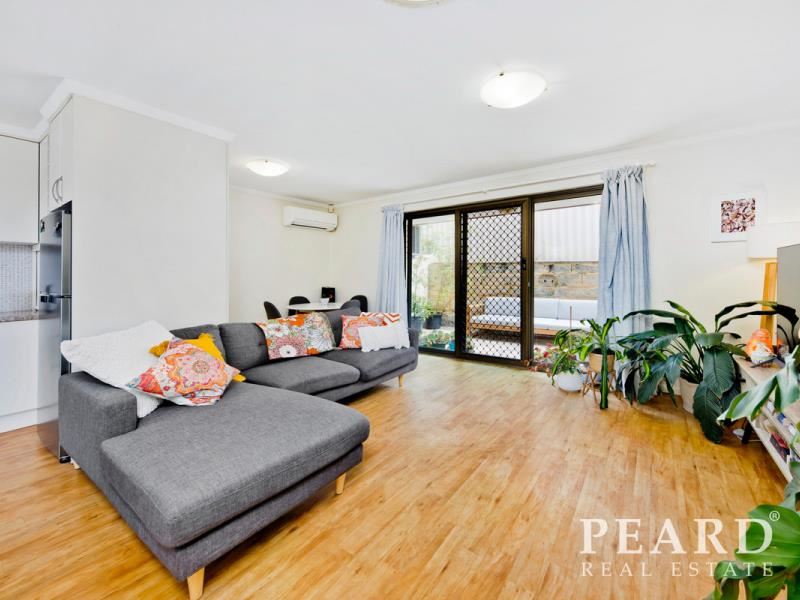 6/33 Edgehill Street, Scarborough