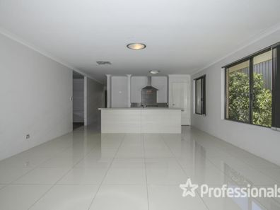 12 Annato Entrance, Byford WA 6122