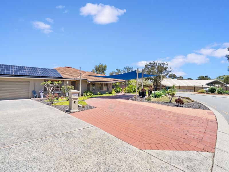 1/11 Oleander Place, Halls Head WA 6210