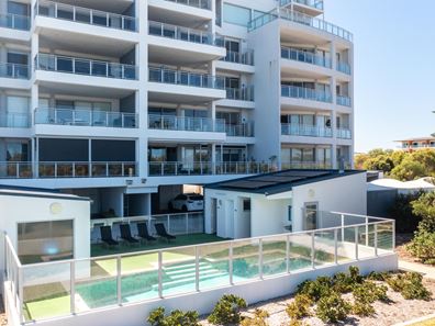 6/52 Rollinson Road, North Coogee WA 6163