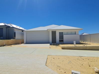 4 Binningup Terrace, Eglinton WA 6034