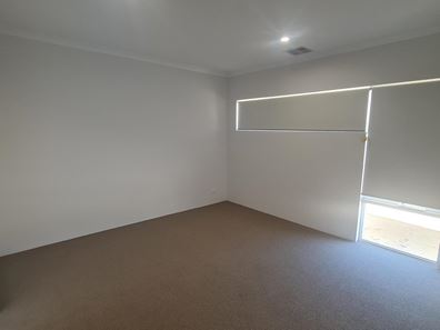 4 Binningup Terrace, Eglinton WA 6034