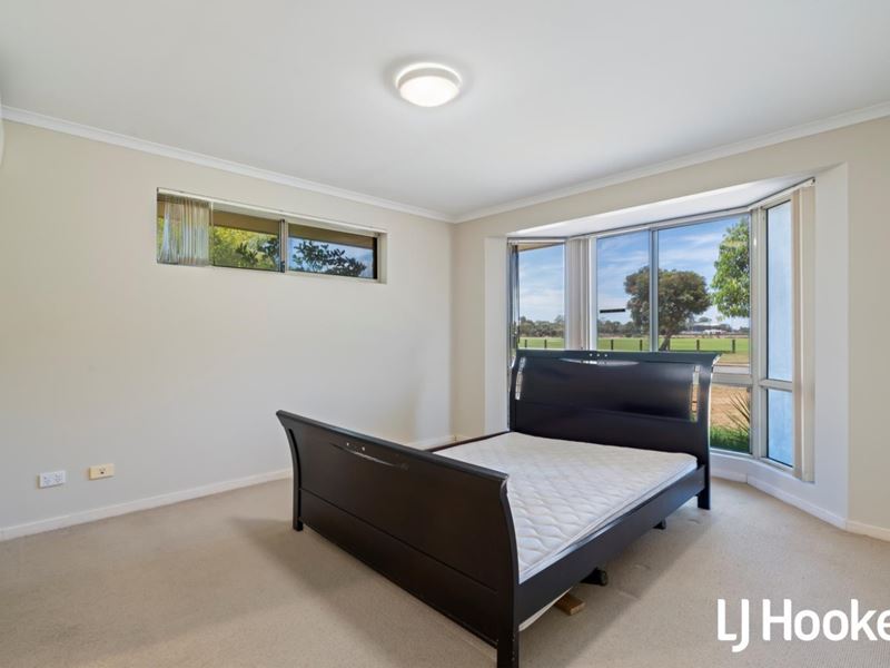 37 Whitlock Rd, East Cannington WA 6107