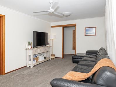8 Castilla Way, Cervantes WA 6511