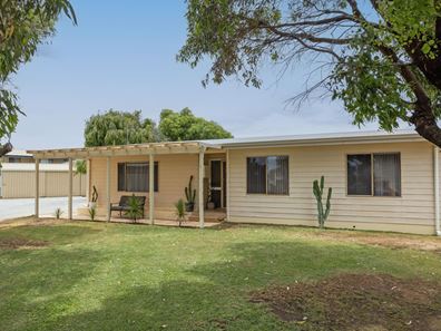 8 Castilla Way, Cervantes WA 6511