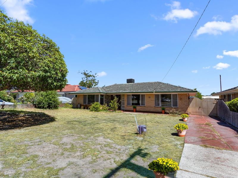 11 Sandon Road, Thornlie