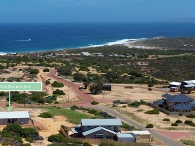 39 Flora Boulevard, Kalbarri WA 6536