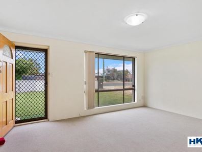 21 Whitfield Drive, Two Rocks WA 6037