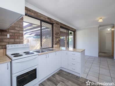 13 Cassowary Road, High Wycombe WA 6057