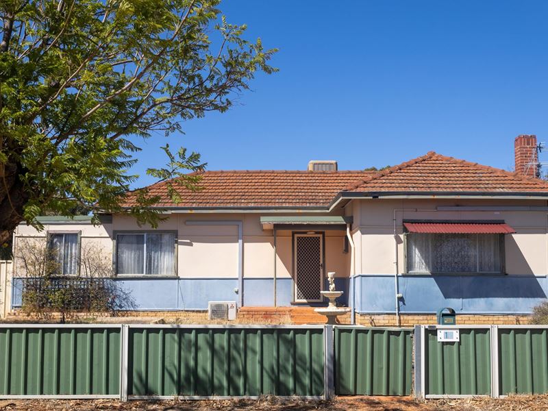 19 Endersbee Street, Merredin WA 6415