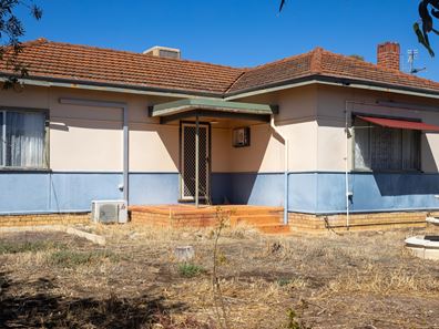 19 Endersbee Street, Merredin WA 6415