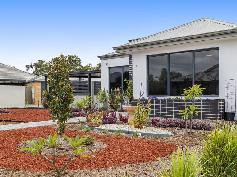 7 Midgegooroo Street, Ellenbrook