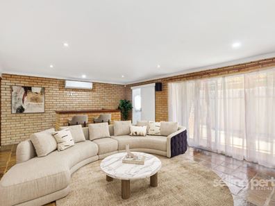 47 Clipper Drive, Ballajura WA 6066