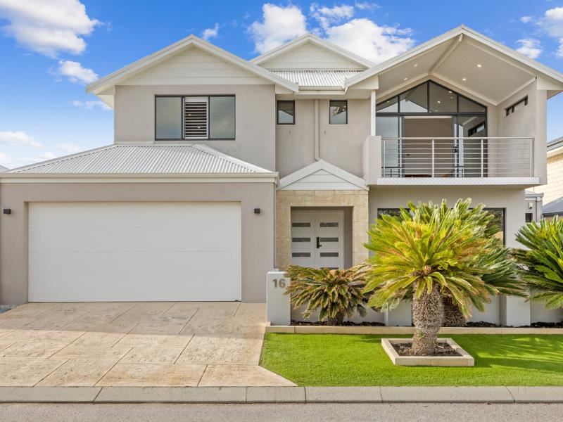 16 Stamford Crescent, Secret Harbour WA 6173