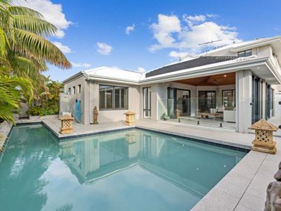 16 Stamford Crescent, Secret Harbour WA 6173