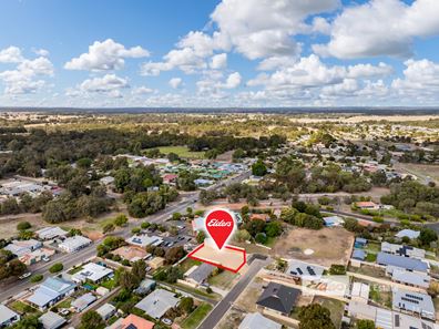 12 Stirling Street, Capel WA 6271