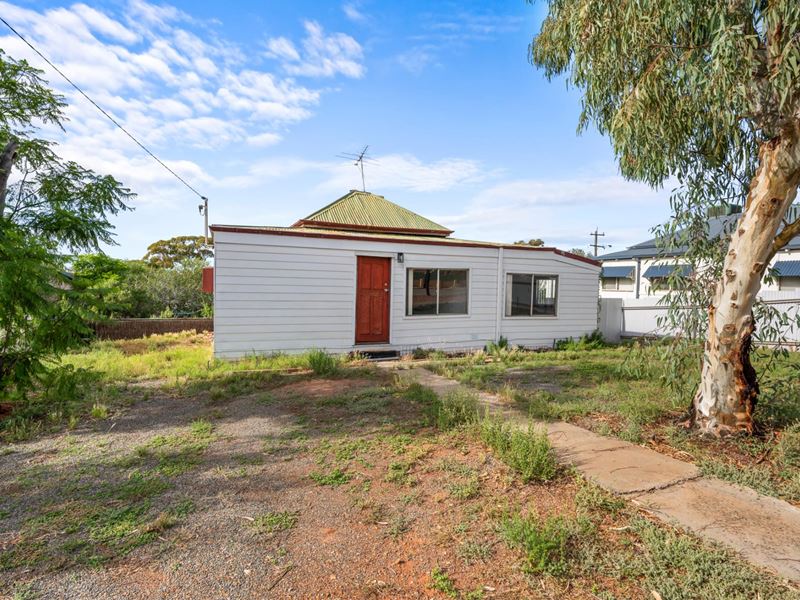 39 Lyall Street, Lamington WA 6430