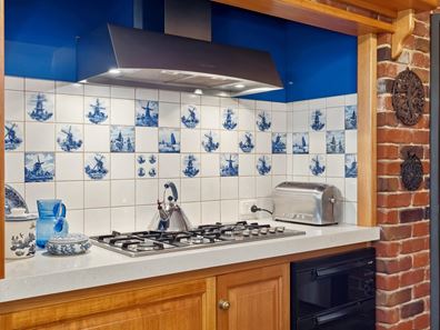20 Wooloomooloo Road, Greenmount WA 6056
