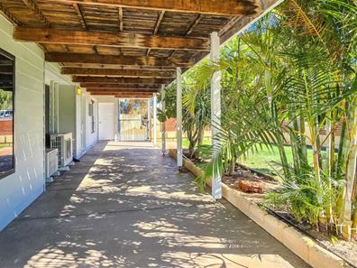14 Batavia Circle, Kalbarri WA 6536