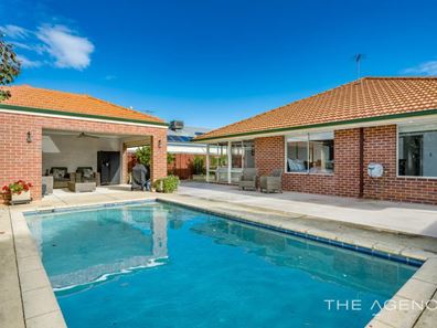 32 Dumaresq Loop, Quinns Rocks WA 6030