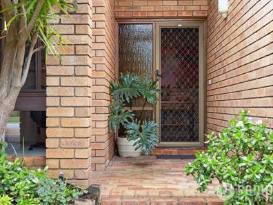 13 Chaparral Crescent, Willetton WA 6155