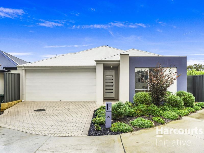 174 Strinesdale Boulevard, Aveley