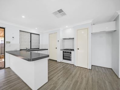 66 Baron Way, Gosnells WA 6110