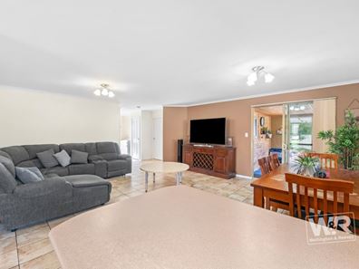 34 McGonnell Road, Orana WA 6330