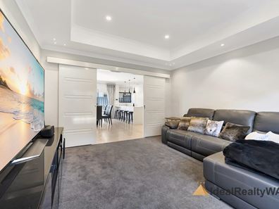 34 Clontarf Terrace, Canning Vale WA 6155