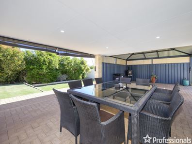 194 Sultana Road East, Forrestfield WA 6058