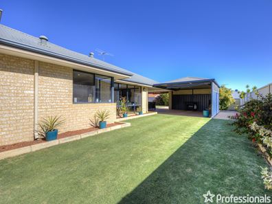 194 Sultana Road East, Forrestfield WA 6058