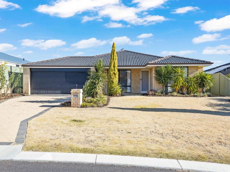 15 Grand Paradiso Parade, Merriwa WA 6030
