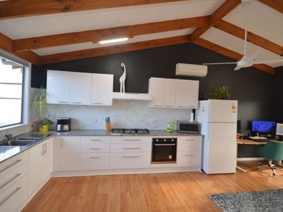 13 Linley Road, Wannanup WA 6210
