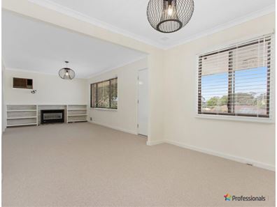 28 Fennager Way, Calista WA 6167