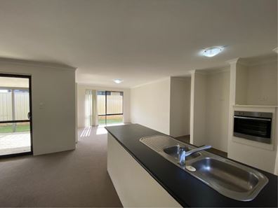 7 Kinvara Way, Ridgewood WA 6030