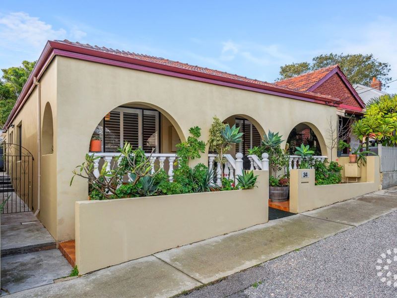 34 Lefroy Road, Beaconsfield WA 6162