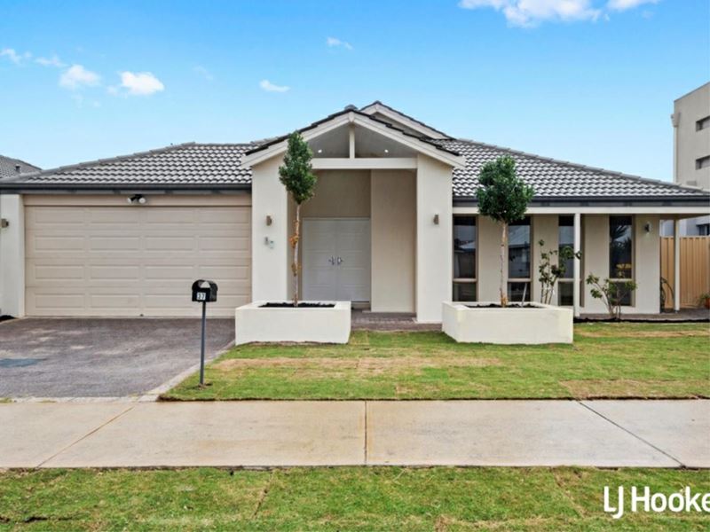 37 Laggan Road, Canning Vale WA 6155
