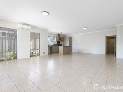 15 Bradley Street, Yokine WA 6060