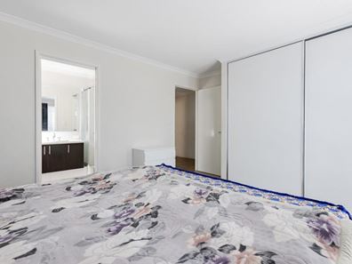2/16 Pannell Way, Girrawheen WA 6064