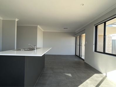 54A Keegan Avenue, South Yunderup WA 6208