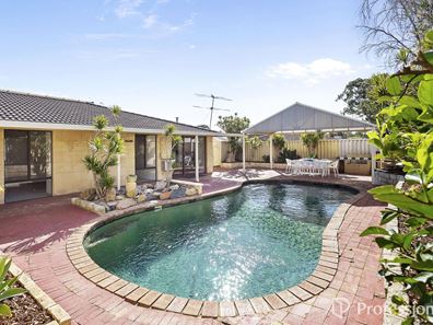 65 Kanangra Crescent, Greenwood WA 6024