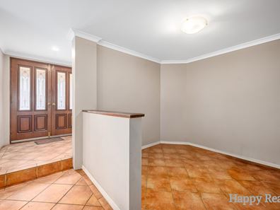 6 Juniper Court, Thornlie WA 6108