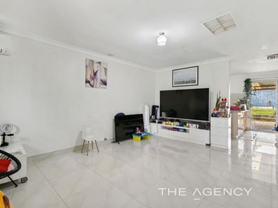 16a Koman Way, Girrawheen WA 6064