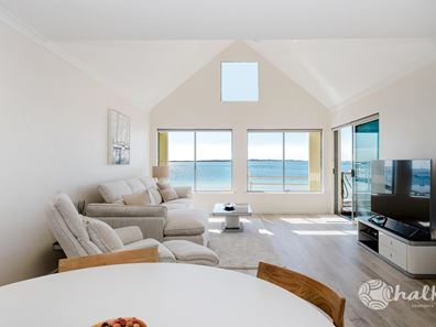 6/1-3 Railway Terrace, Rockingham WA 6168