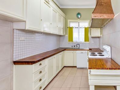 1/17 Herndon Close, Cannington WA 6107