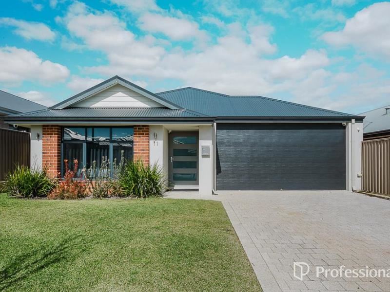 11 Wannell Close, Byford WA 6122