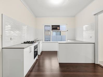 7 Meelah Way, Koongamia WA 6056