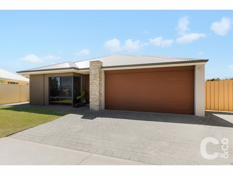 152 Sapphire Chase, Wellard WA 6170