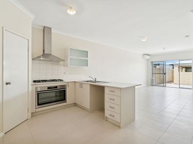 31 Hollyford Parade, Butler WA 6036